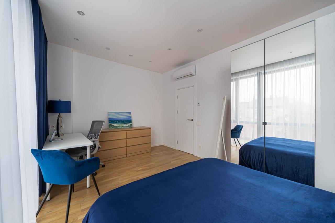 1-Bedroom Penthouse With Underground Parking Riga Exterior foto